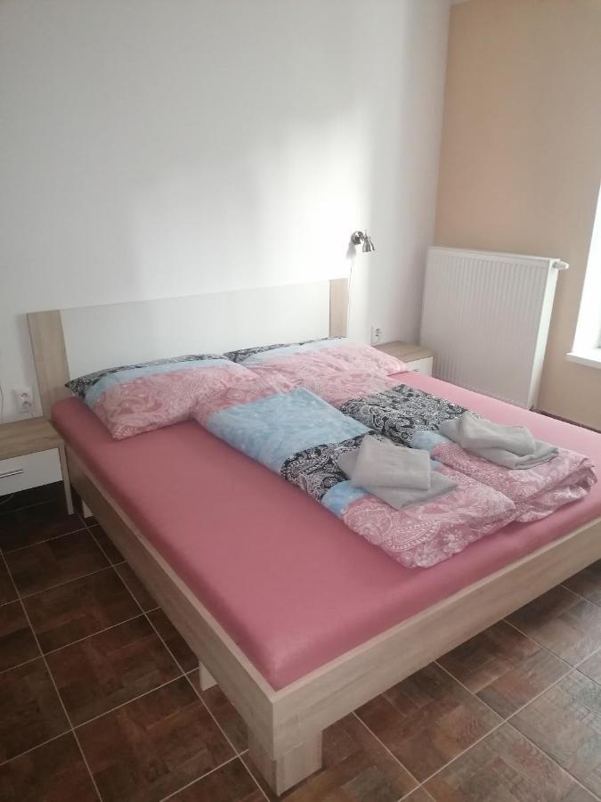 Apartman Zilina Ngoại thất bức ảnh